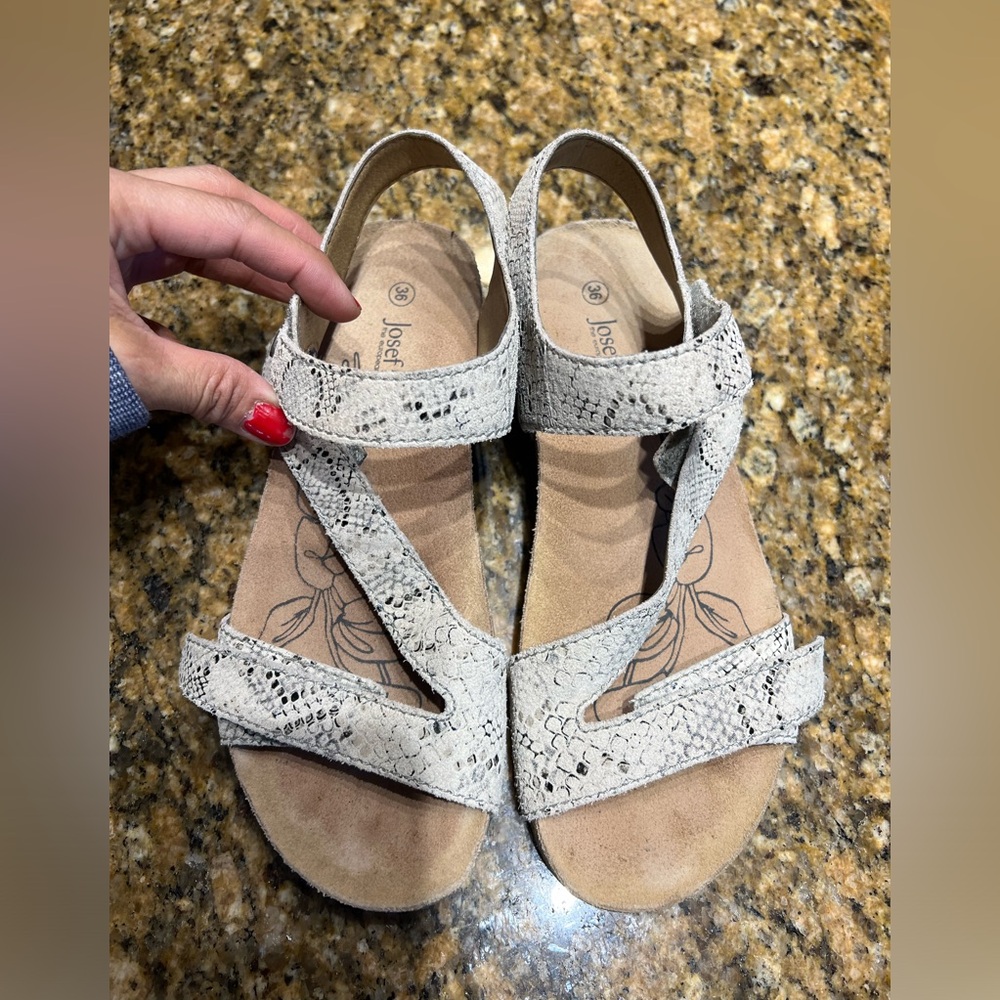 Josef seibel womens size 36